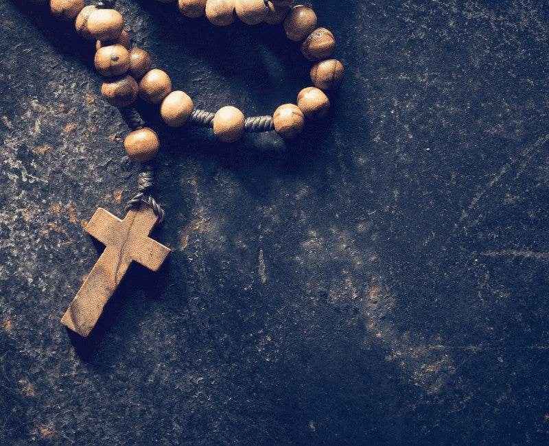 Essence Praying the Rosary - Nazareth Store