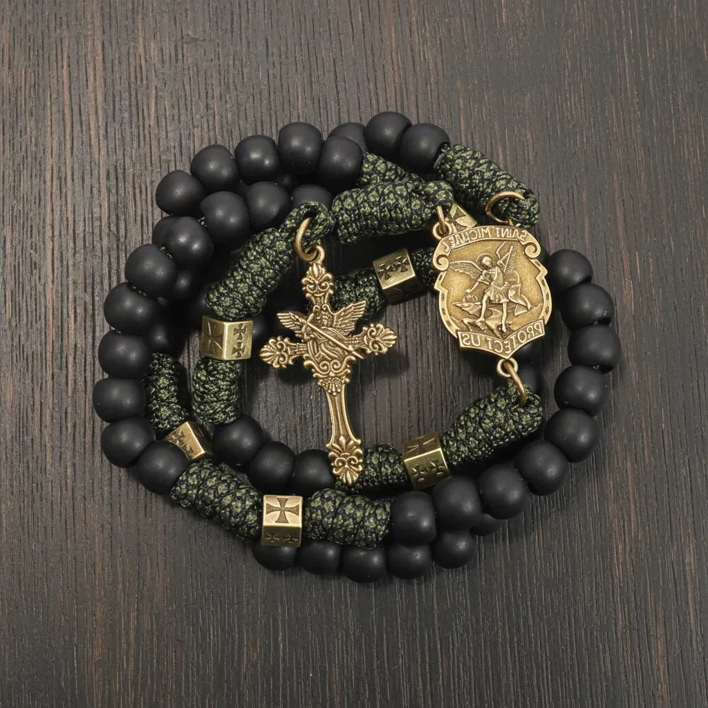 Robuste Paracord-Rosenkranzkette aus Antik-Bronze-Metall, mattschwarz, Gebetsperlen mit Heiligenmedaille und Kruzifix-Kreuz