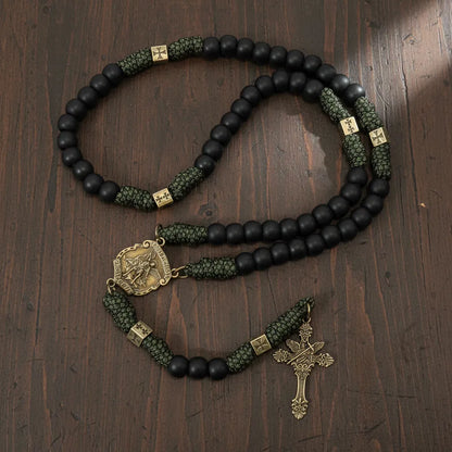 Robuste Paracord-Rosenkranzkette aus Antik-Bronze-Metall, mattschwarz, Gebetsperlen mit Heiligenmedaille und Kruzifix-Kreuz